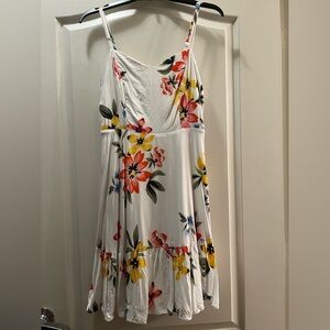 Old Navy women’s Cami dress, M. White w/ peach/yellow showers, spaghetti strap